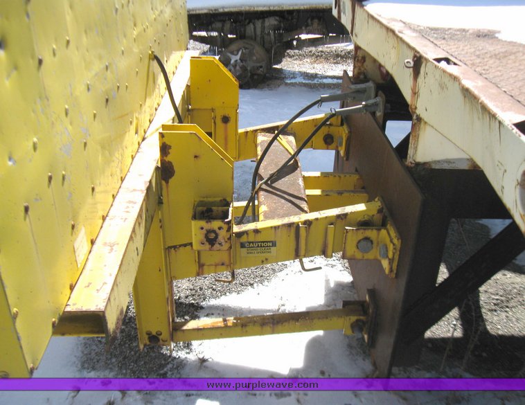 image for item 5477 1967 GMC flatbed truck