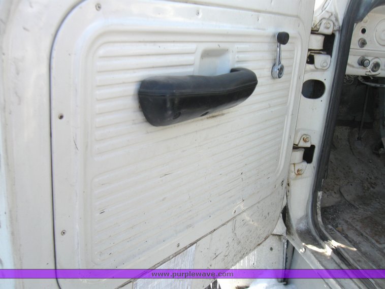 image for item 5478 1969 Ford flatbed truck