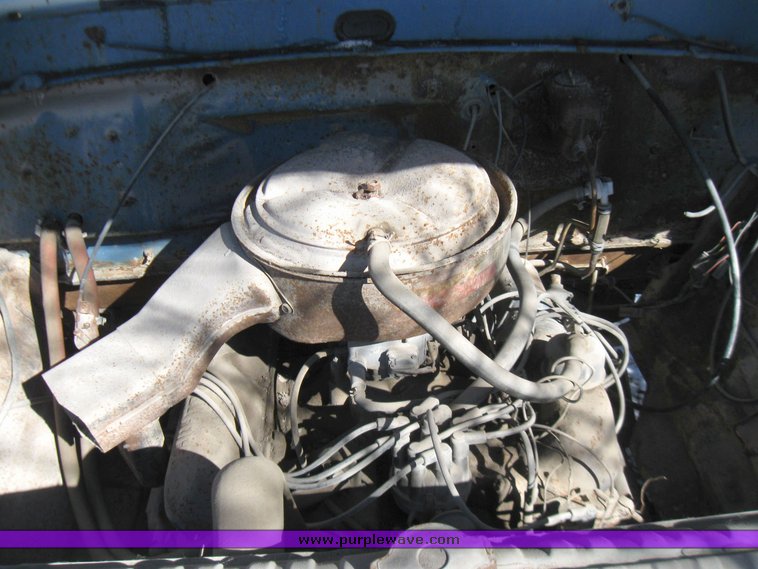 image for item 5478 1969 Ford flatbed truck