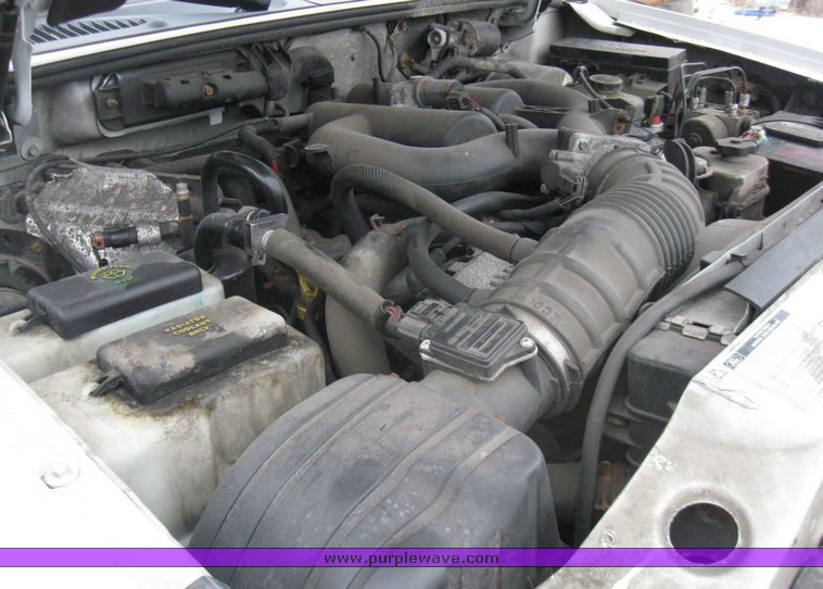 image for item 5506 2000 Ford Explorer XL