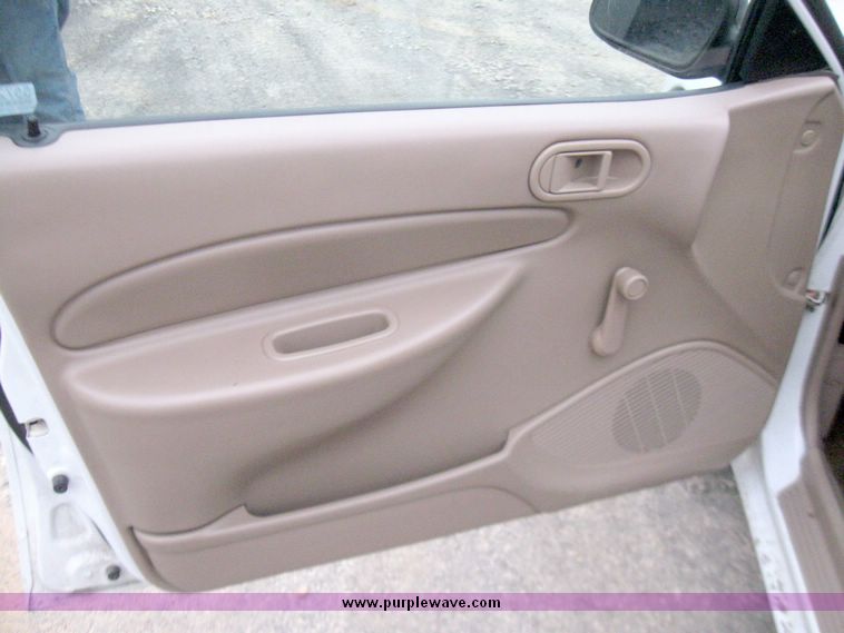 image for item 5572 1999 Ford Escort