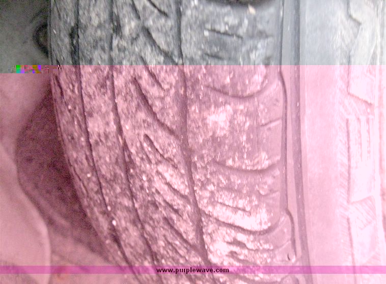 image for item 5572 1999 Ford Escort