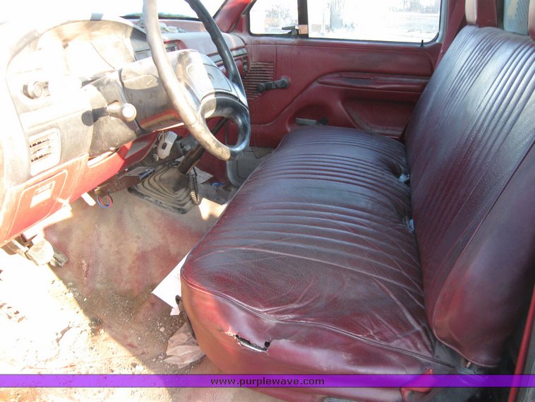 image for item 5574 1993 Ford F Super Duty pickup