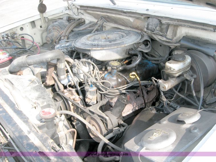 image for item 5581 1987 Ford F-350 pickup with flatbed