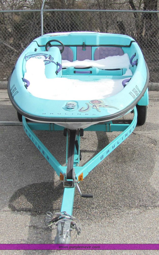 image for item 6693 Bayliner Jazz jet boat