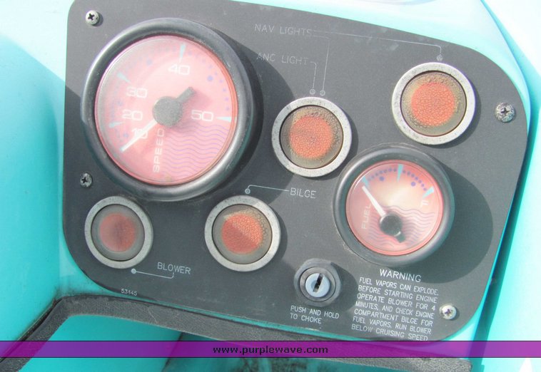 image for item 6693 Bayliner Jazz jet boat