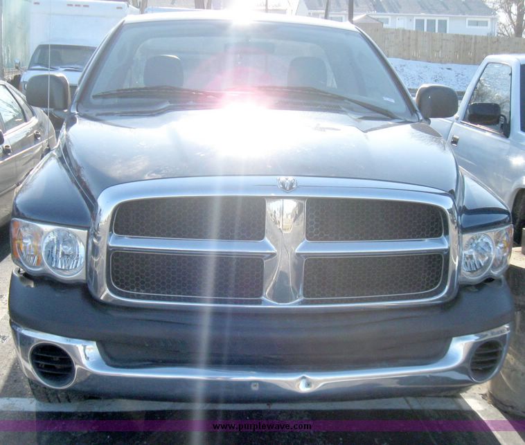 image for item 6991 2003 Dodge Ram 1500 ST