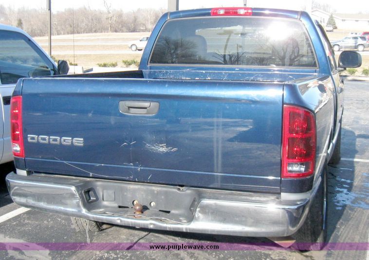 image for item 6991 2003 Dodge Ram 1500 ST