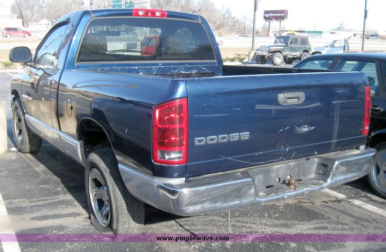 image for item 6991 2003 Dodge Ram 1500 ST