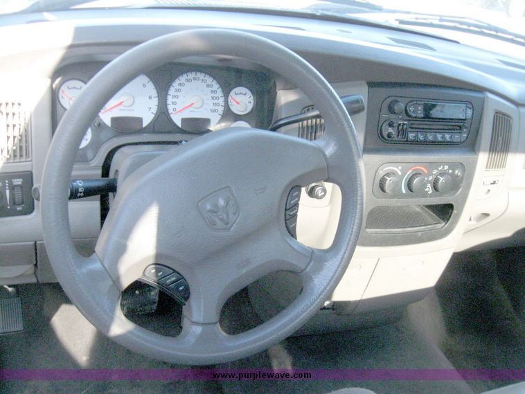 image for item 6991 2003 Dodge Ram 1500 ST
