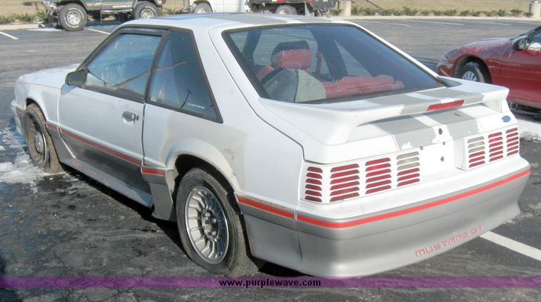 image for item 6994 1989 Ford Mustang GT