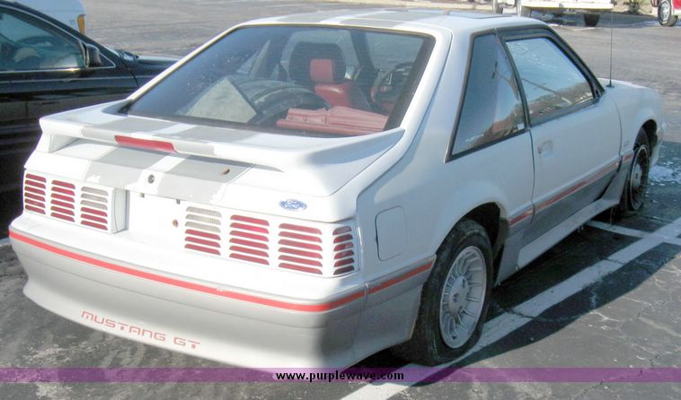 image for item 6994 1989 Ford Mustang GT