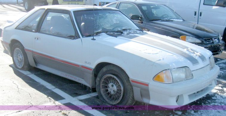 image for item 6994 1989 Ford Mustang GT