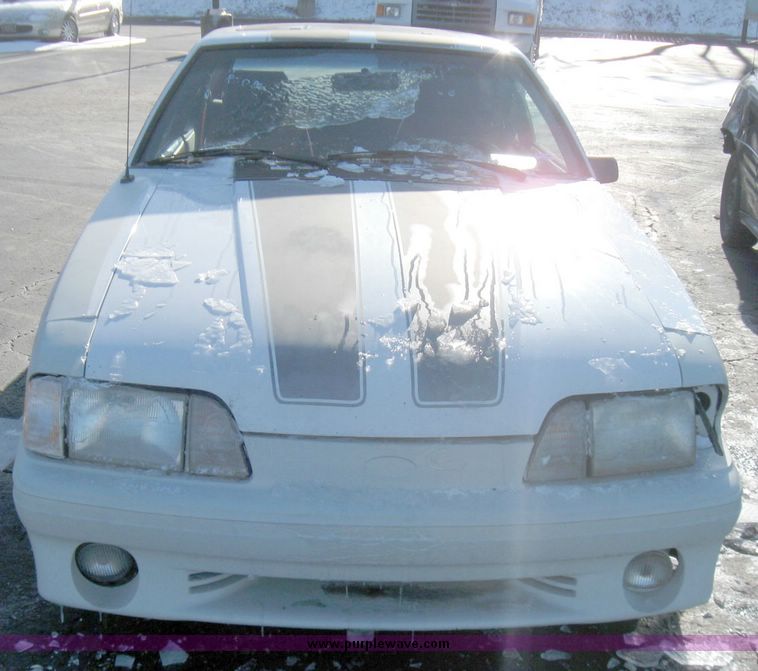 image for item 6994 1989 Ford Mustang GT