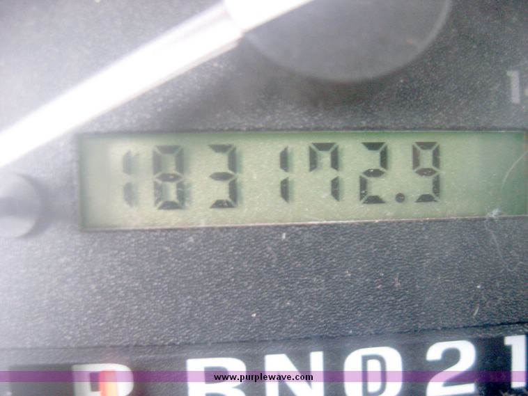 image for item 7001 1996 Ford F-350 box truck