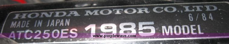 image for item 7849 1985 Honda ATC 250 ES Big Red three wheeler