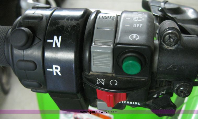 image for item 7852 2004 Kawasaki KFX 700 four wheeler