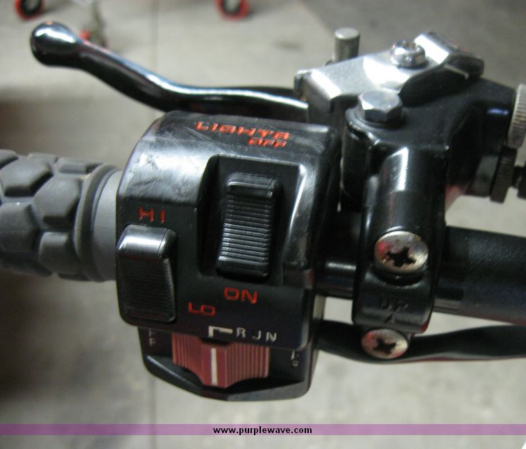 image for item 7854 1985 Honda ATC 200X three wheeler