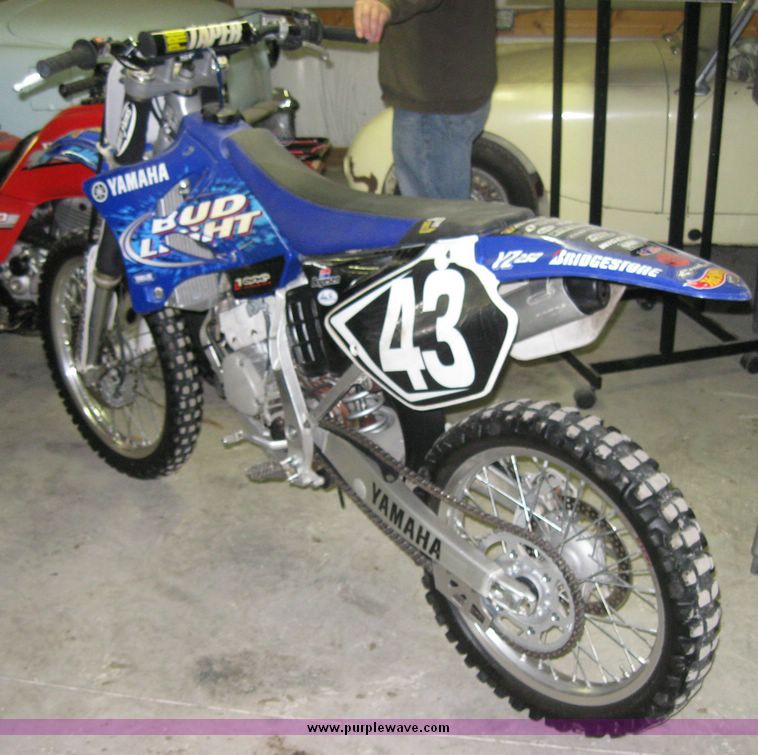 image for item 7855 2005 Yamaha YZ 125 motorcycle