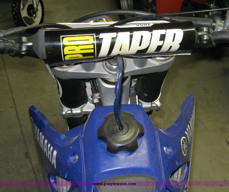 image for item 7855 2005 Yamaha YZ 125 motorcycle