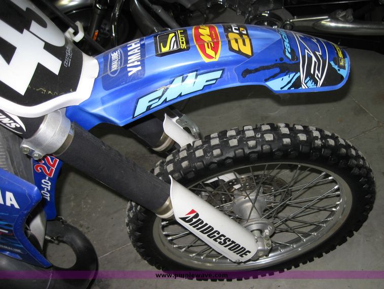 image for item 7855 2005 Yamaha YZ 125 motorcycle