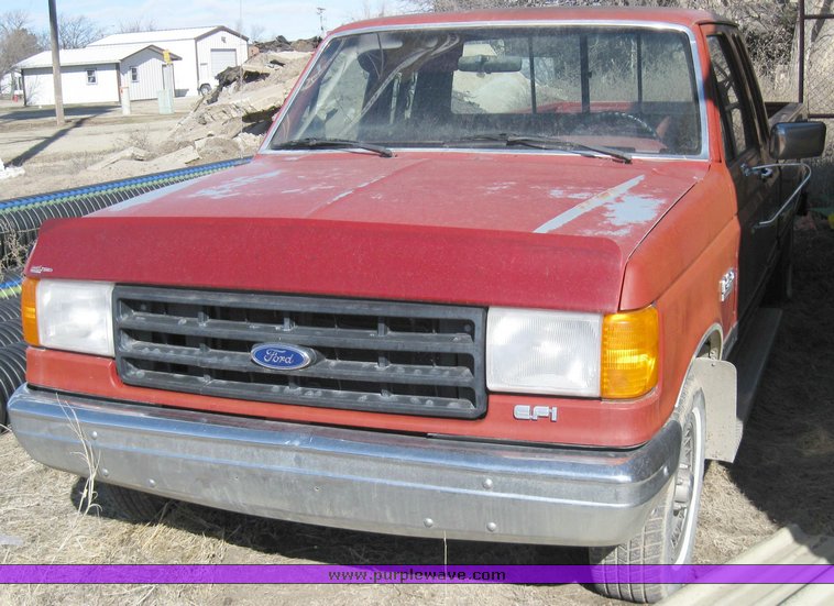 image for item 8437 1988 Ford F150
