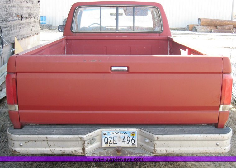 image for item 8437 1988 Ford F150