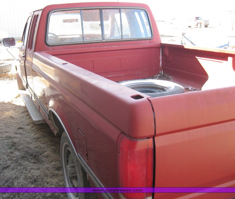 image for item 8437 1988 Ford F150