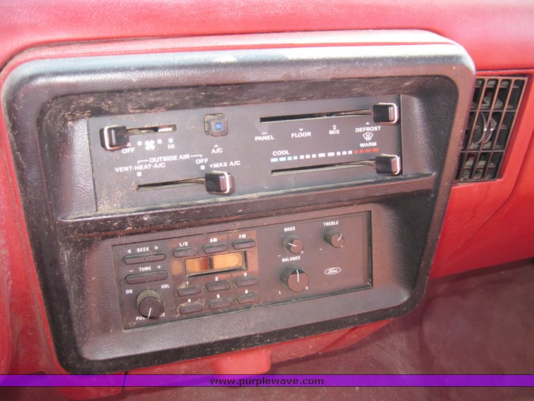 image for item 8437 1988 Ford F150