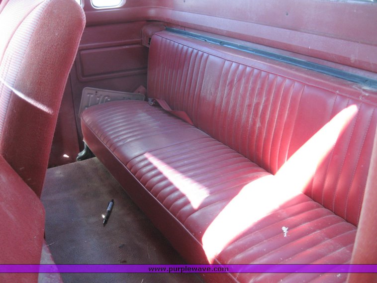 image for item 8437 1988 Ford F150