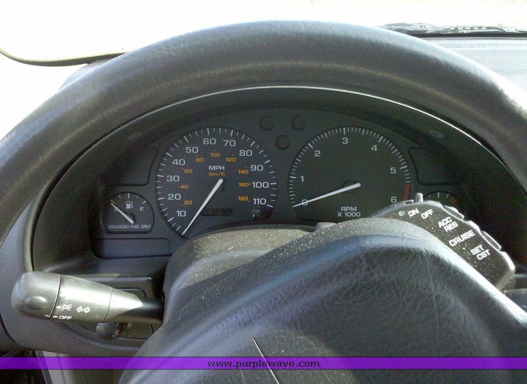 image for item 9999 1999 Saturn SL1