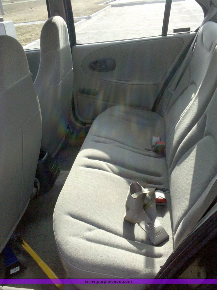 image for item 9999 1999 Saturn SL1