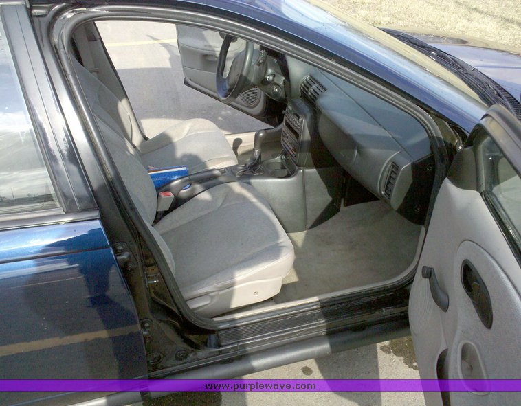 image for item 9999 1999 Saturn SL1