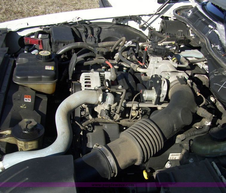 image for item 4604 2006 Ford Crown Victoria Police Interceptor