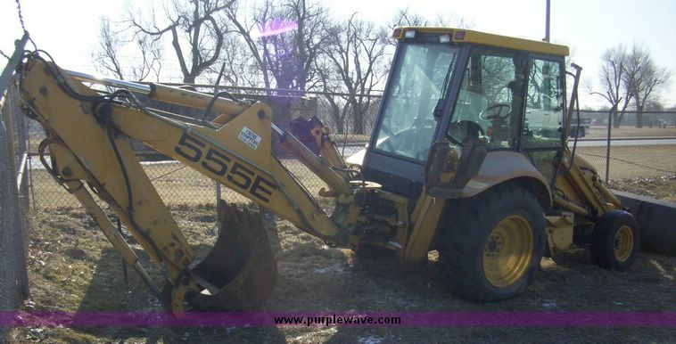 image for item 4608 New Holland 555E backhoe
