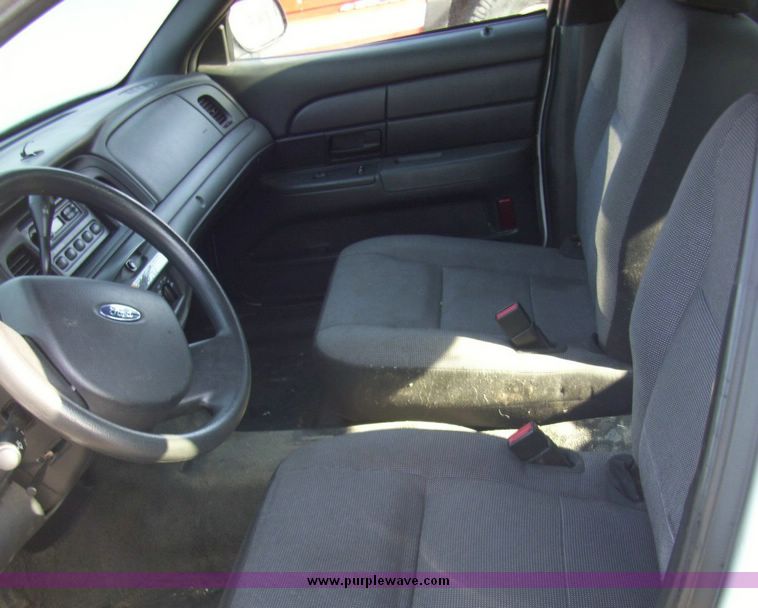 image for item 4612 2006 Ford Crown Victoria Police Interceptor