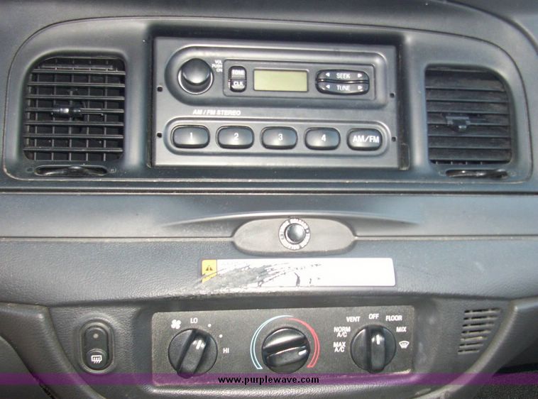image for item 4612 2006 Ford Crown Victoria Police Interceptor