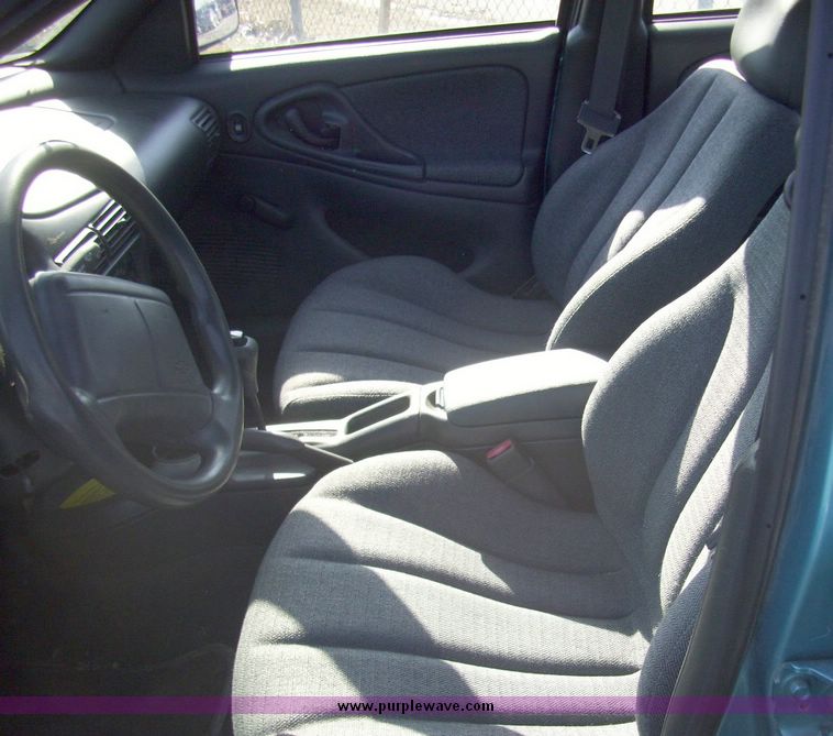 image for item 4616 1999 Chevrolet Cavalier