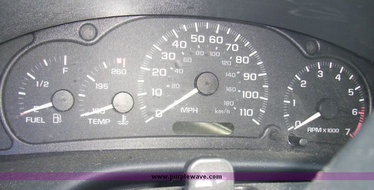 image for item 4618 2002 Chevrolet Cavalier