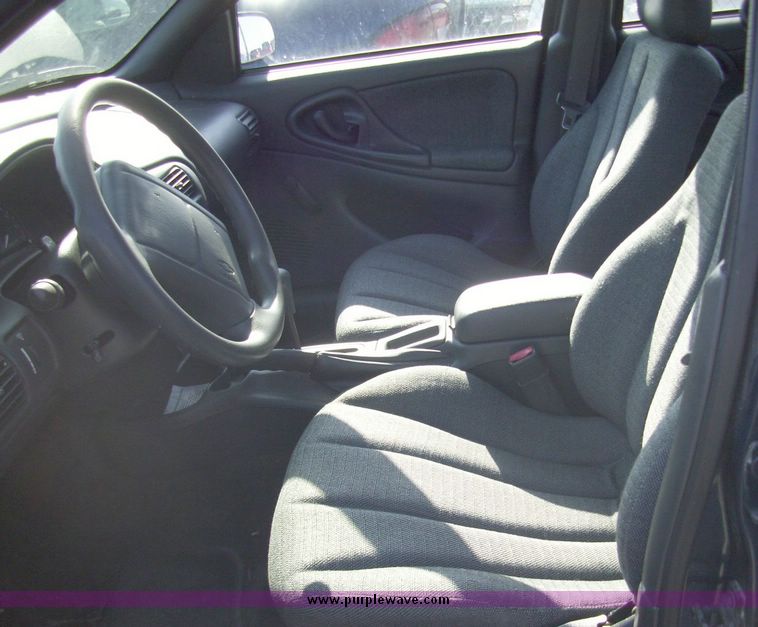 image for item 4620 2002 Chevrolet Cavalier