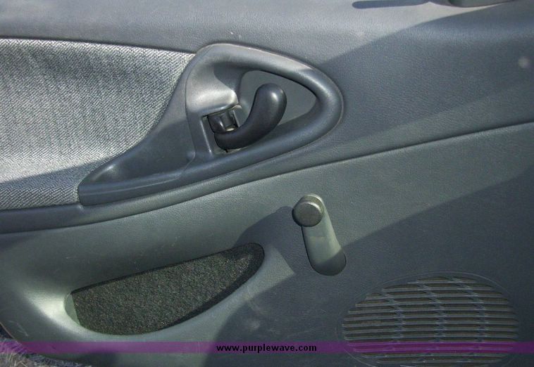 image for item 4620 2002 Chevrolet Cavalier