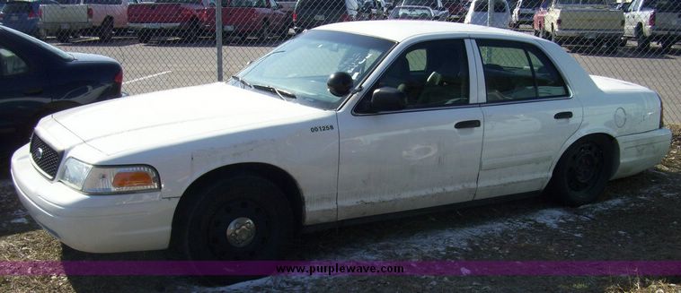 image for item 4622 2006 Ford Crown Victoria Police Interceptor