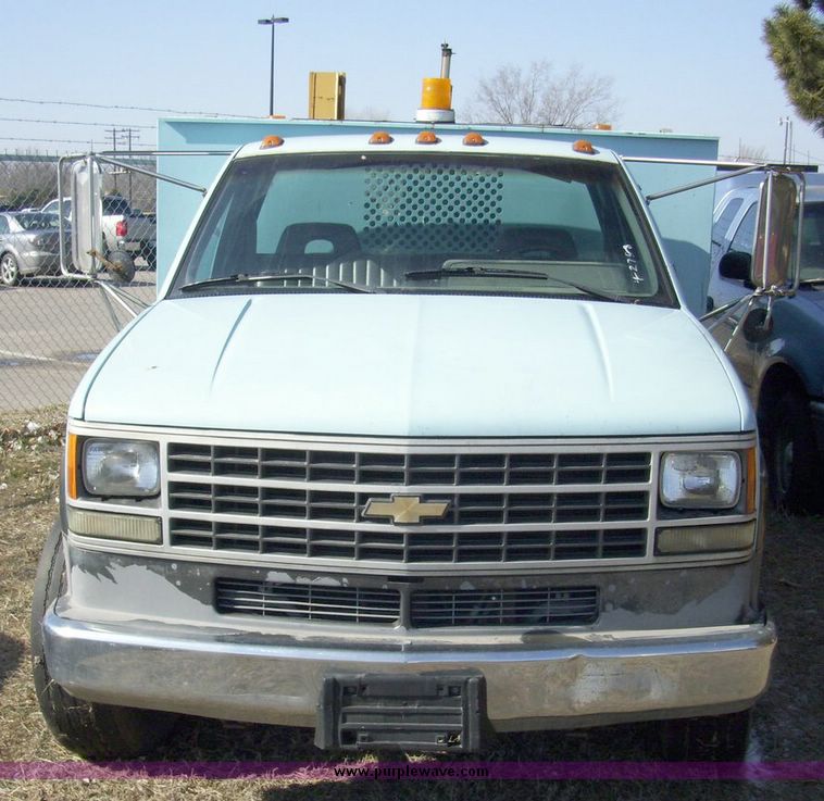image for item 4623 1992 Chevrolet C3500-HD