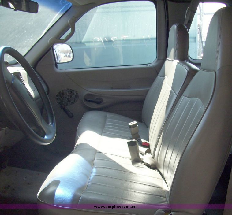 image for item 4624 1998 Ford F150 pickup