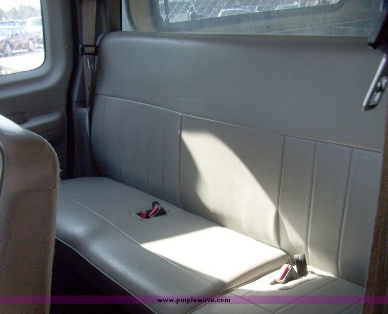 image for item 4624 1998 Ford F150 pickup