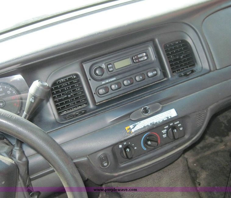 image for item 4625 2006 Ford Crown Victoria Police Interceptor