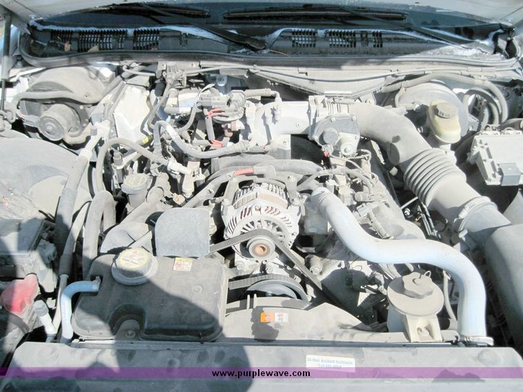 image for item 4635 2006 Ford Crown Victoria Police Interceptor