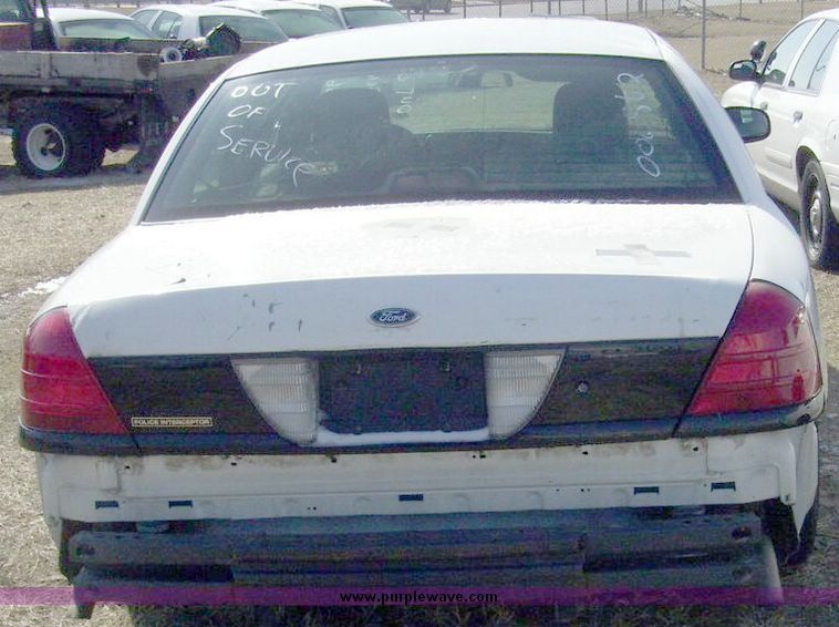 image for item 4636 2006 Ford Crown Victoria Police Interceptor