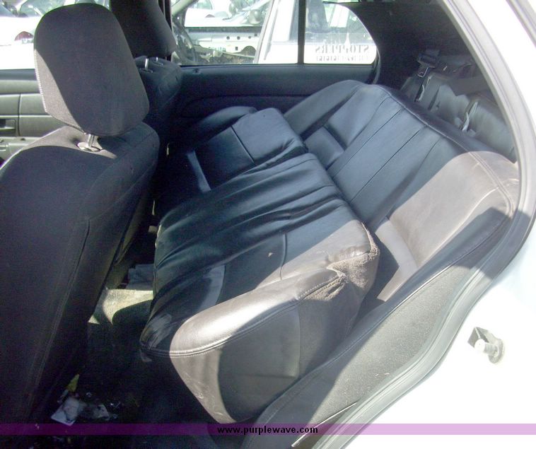 image for item 4637 2006 Ford Crown Victoria Police Interceptor