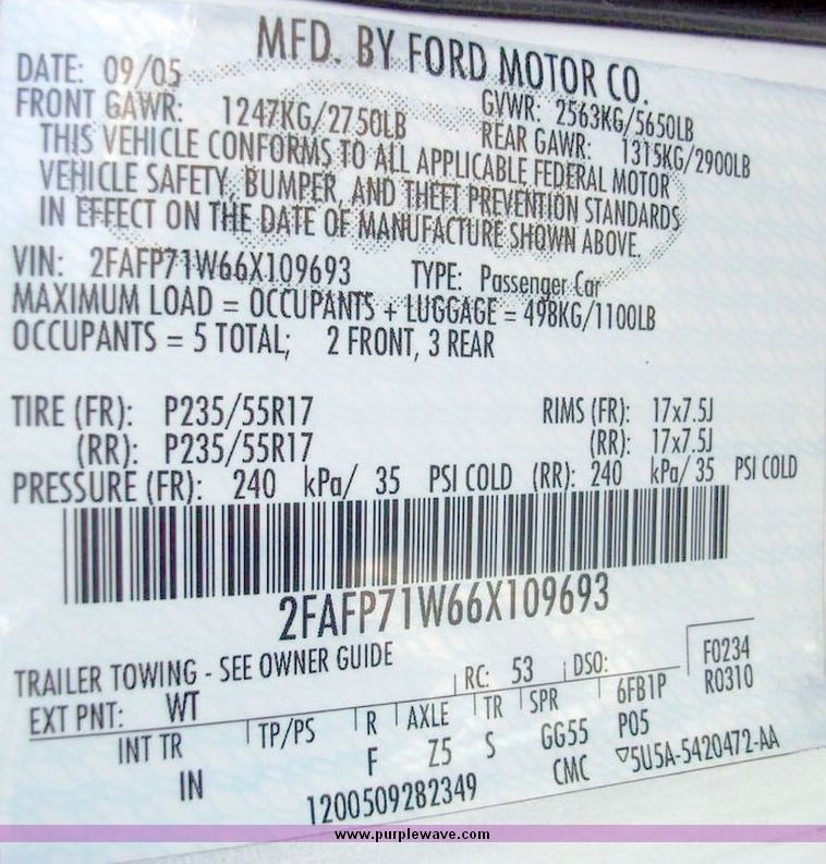 image for item 4637 2006 Ford Crown Victoria Police Interceptor